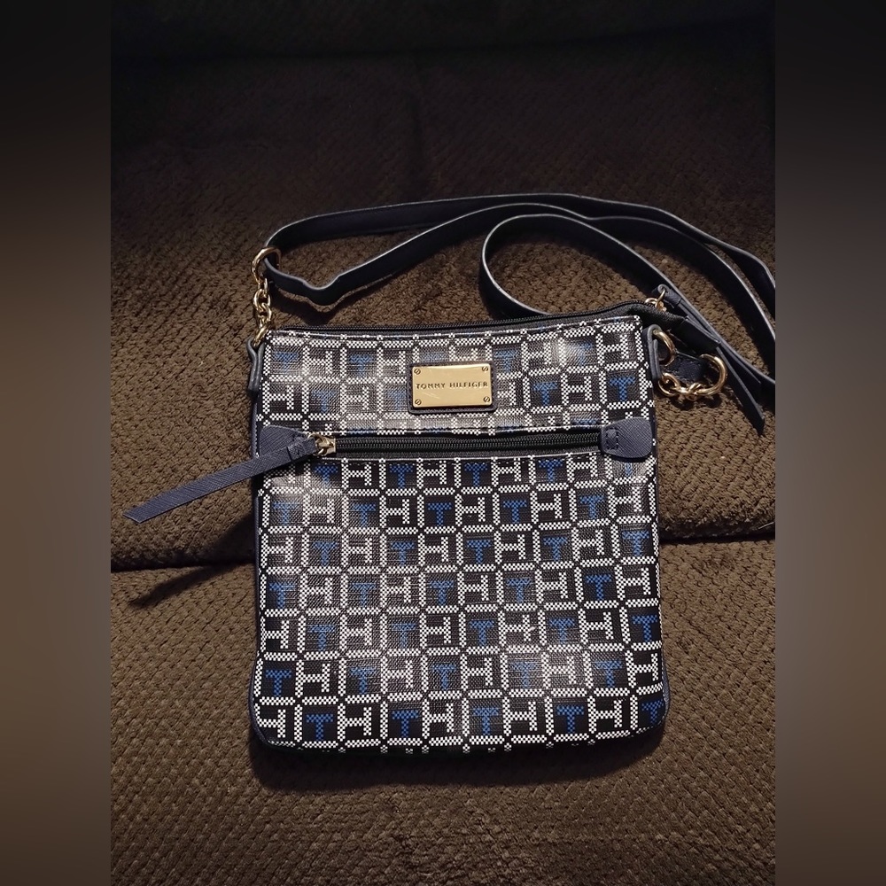 Tommy Hilfiger Crossbody Purse